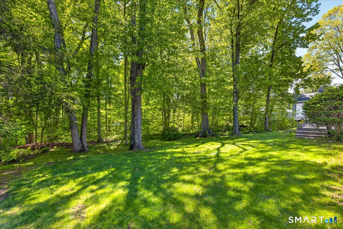 11 Bender Road Hamden CT 06518