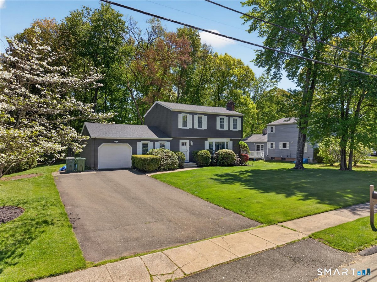11 Bender Road Hamden CT 06518
