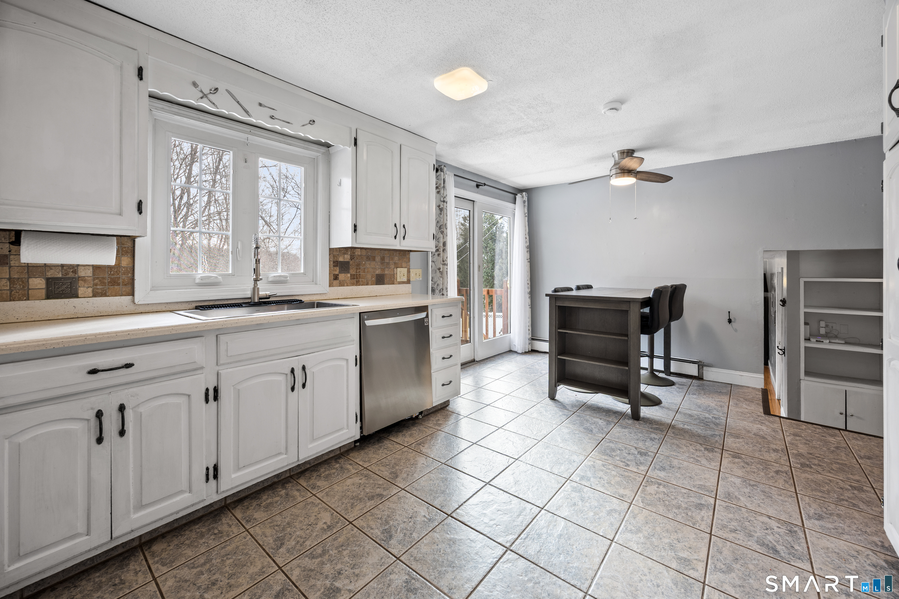 1 Grandview Court Norwich CT 06360