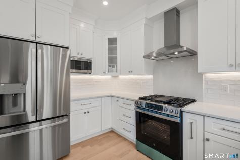 69 Rakoczy Avenue Fairfield CT 06824