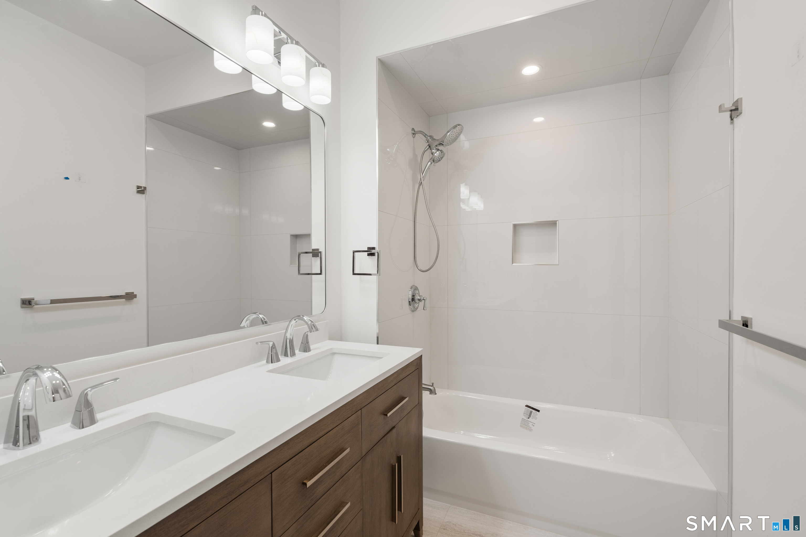 69 Rakoczy Avenue Fairfield CT 06824