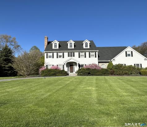 21 Merlins Lane Newtown CT 06470