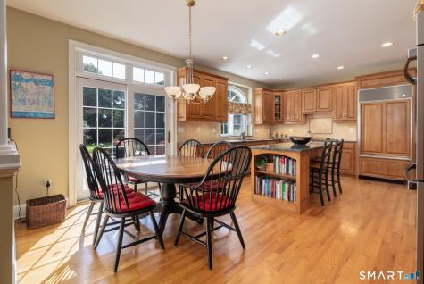 21 Merlins Lane Newtown CT 06470
