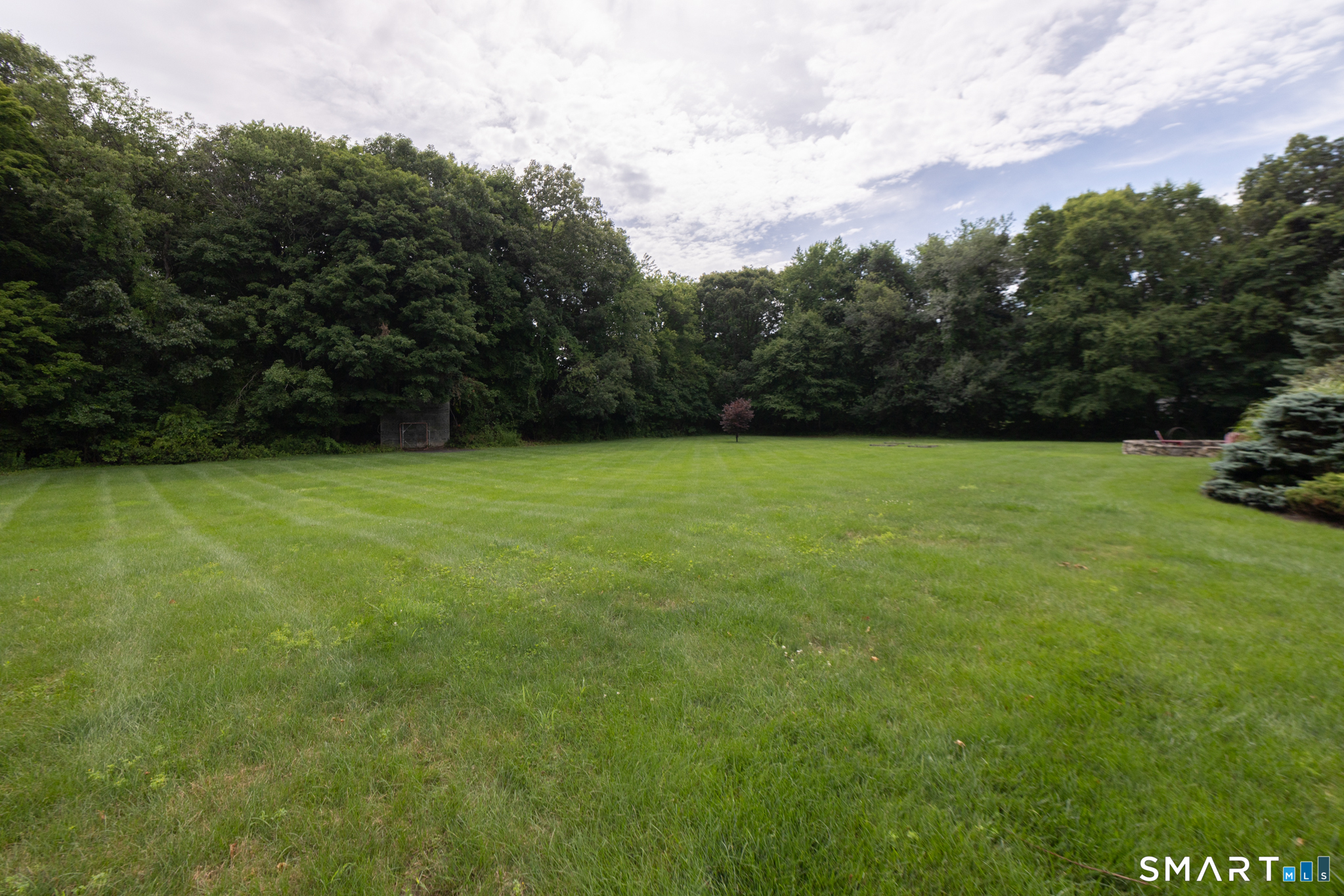 21 Merlins Lane Newtown CT 06470