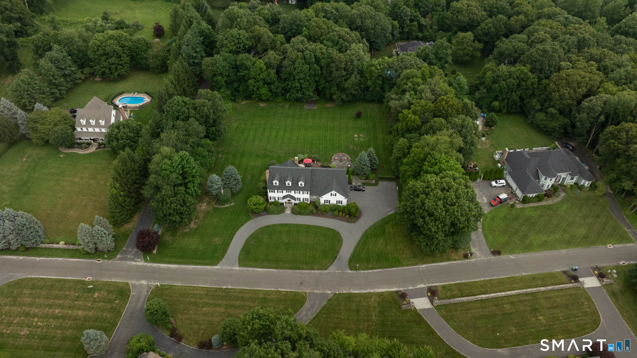 21 Merlins Lane Newtown CT 06470
