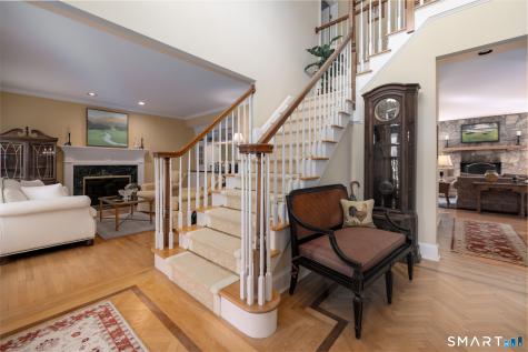 21 Merlins Lane Newtown CT 06470