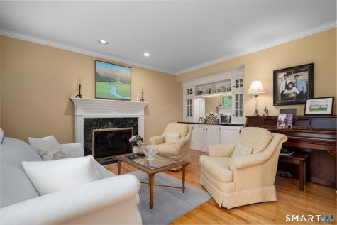 21 Merlins Lane Newtown CT 06470