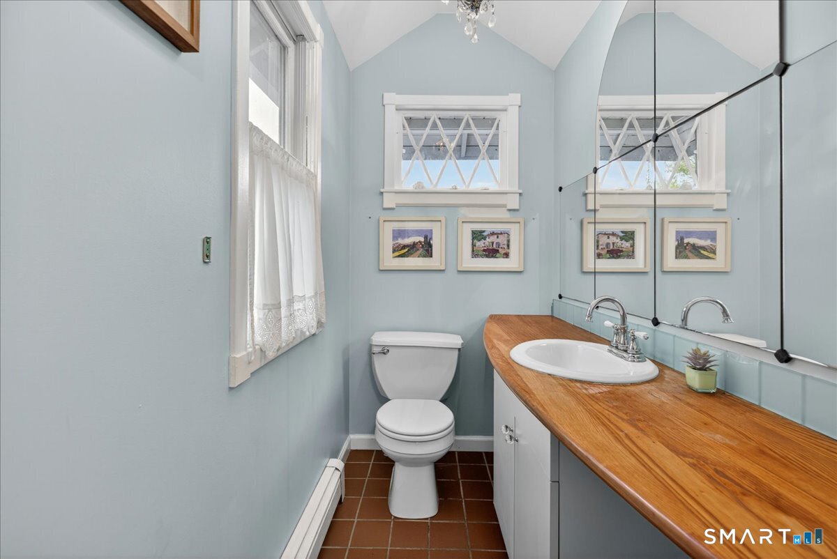 44 Warren Street Milford CT 06460