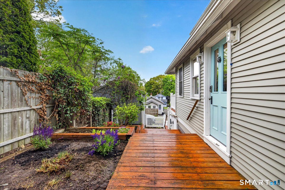 44 Warren Street Milford CT 06460