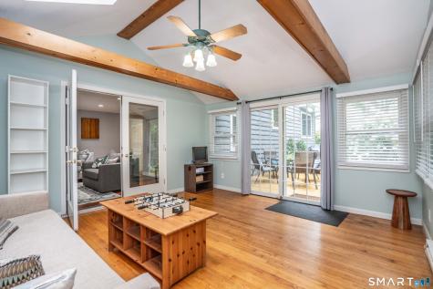 20 Munnisunk Drive Simsbury CT 06070