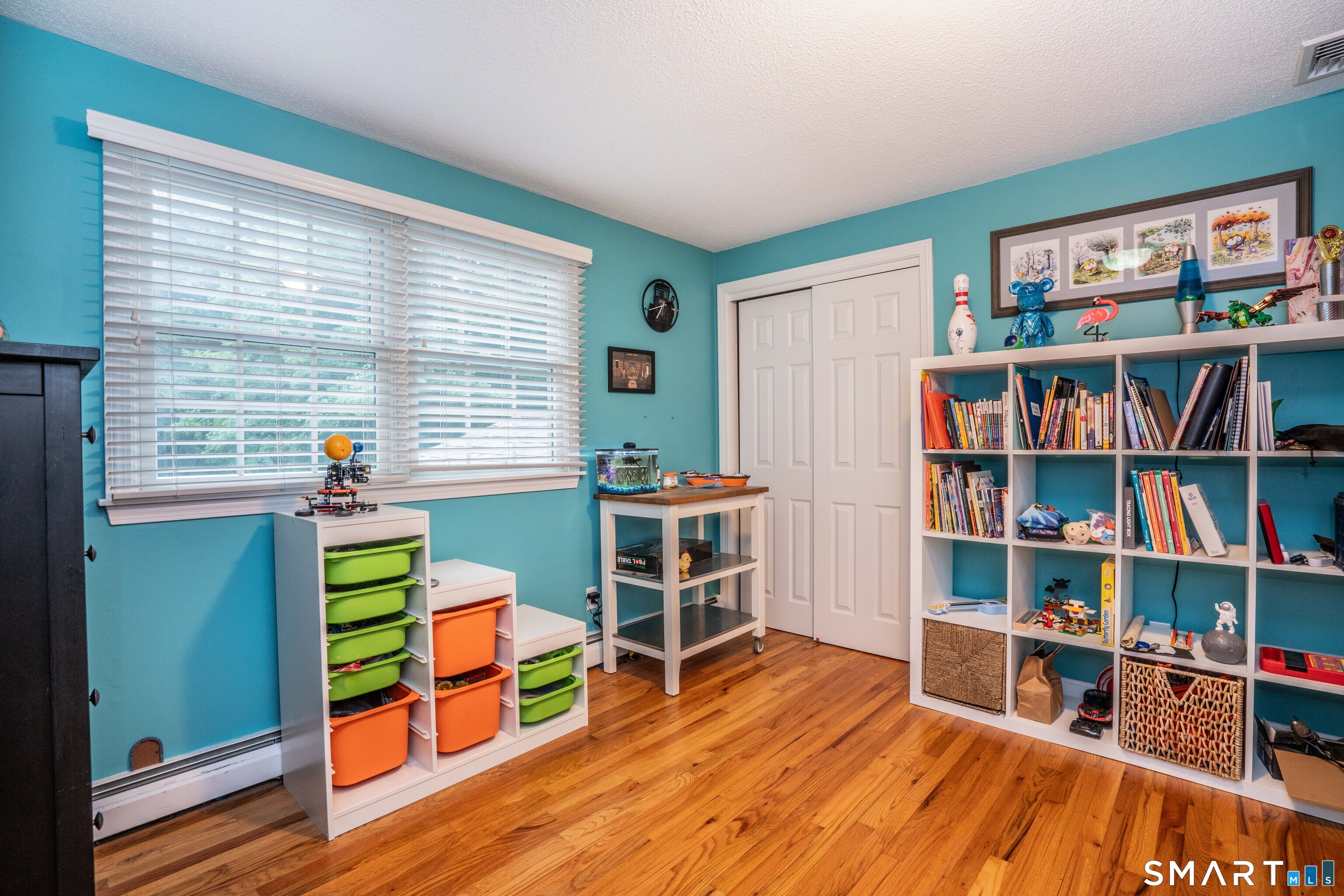 20 Munnisunk Drive Simsbury CT 06070