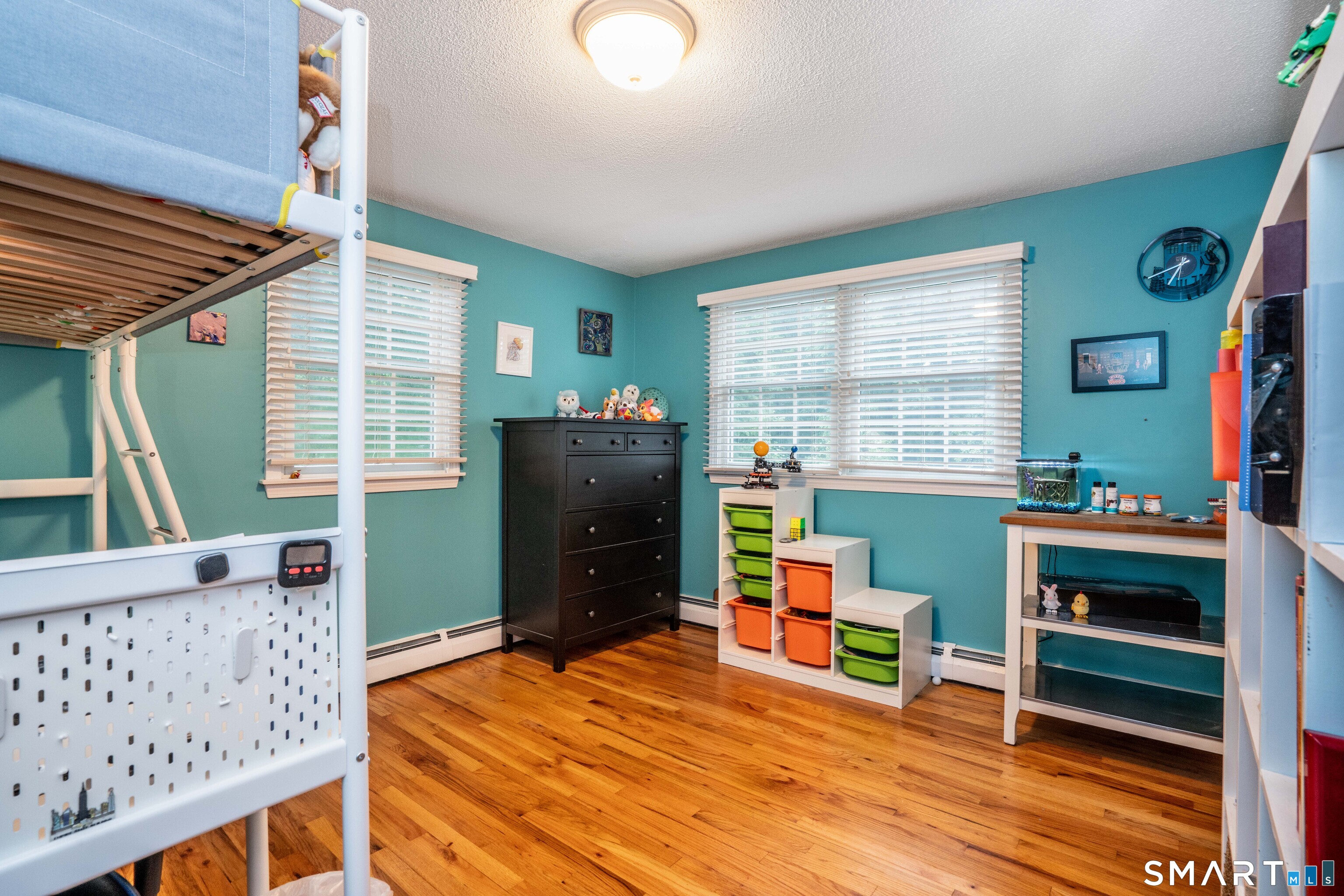 20 Munnisunk Drive Simsbury CT 06070