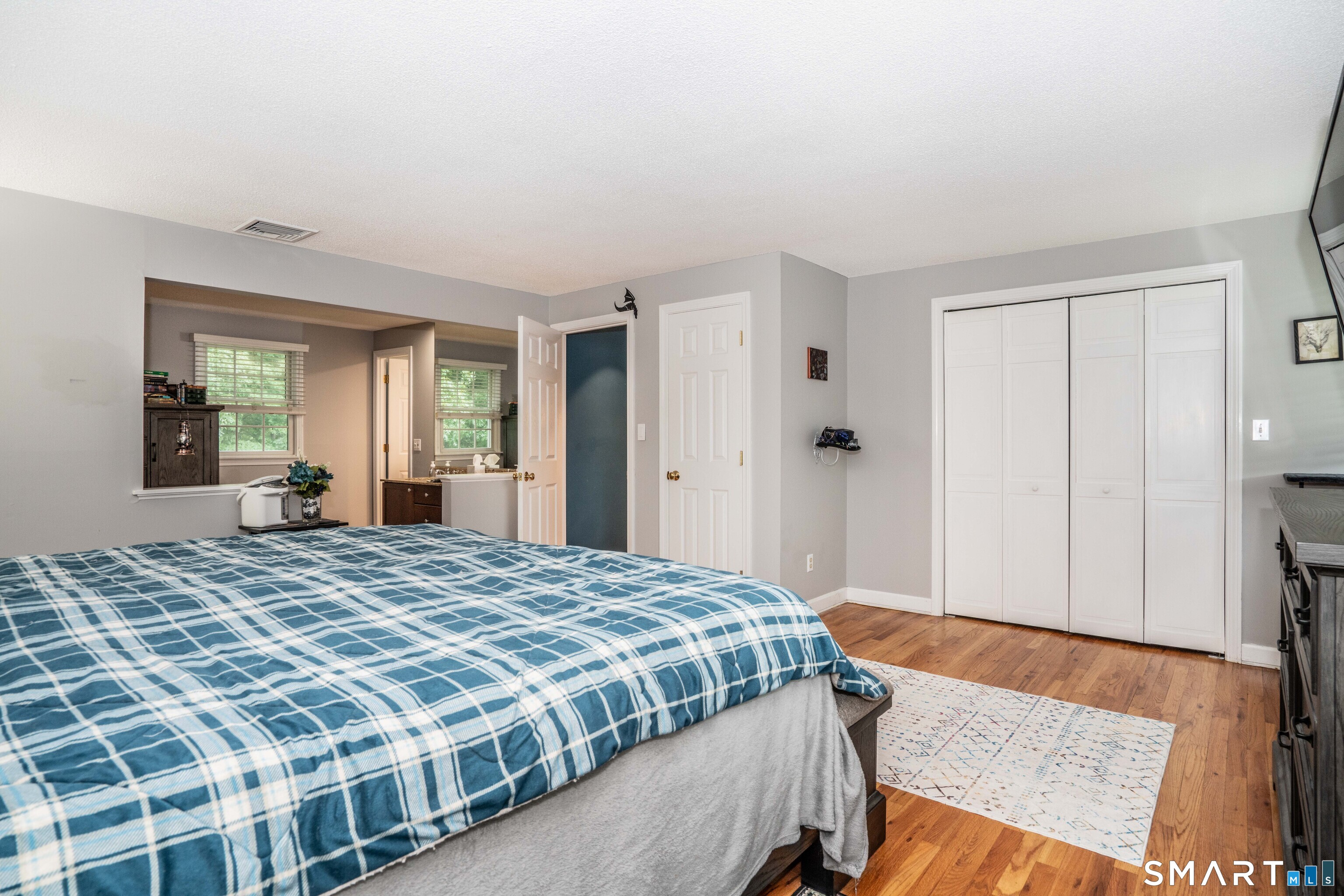 20 Munnisunk Drive Simsbury CT 06070