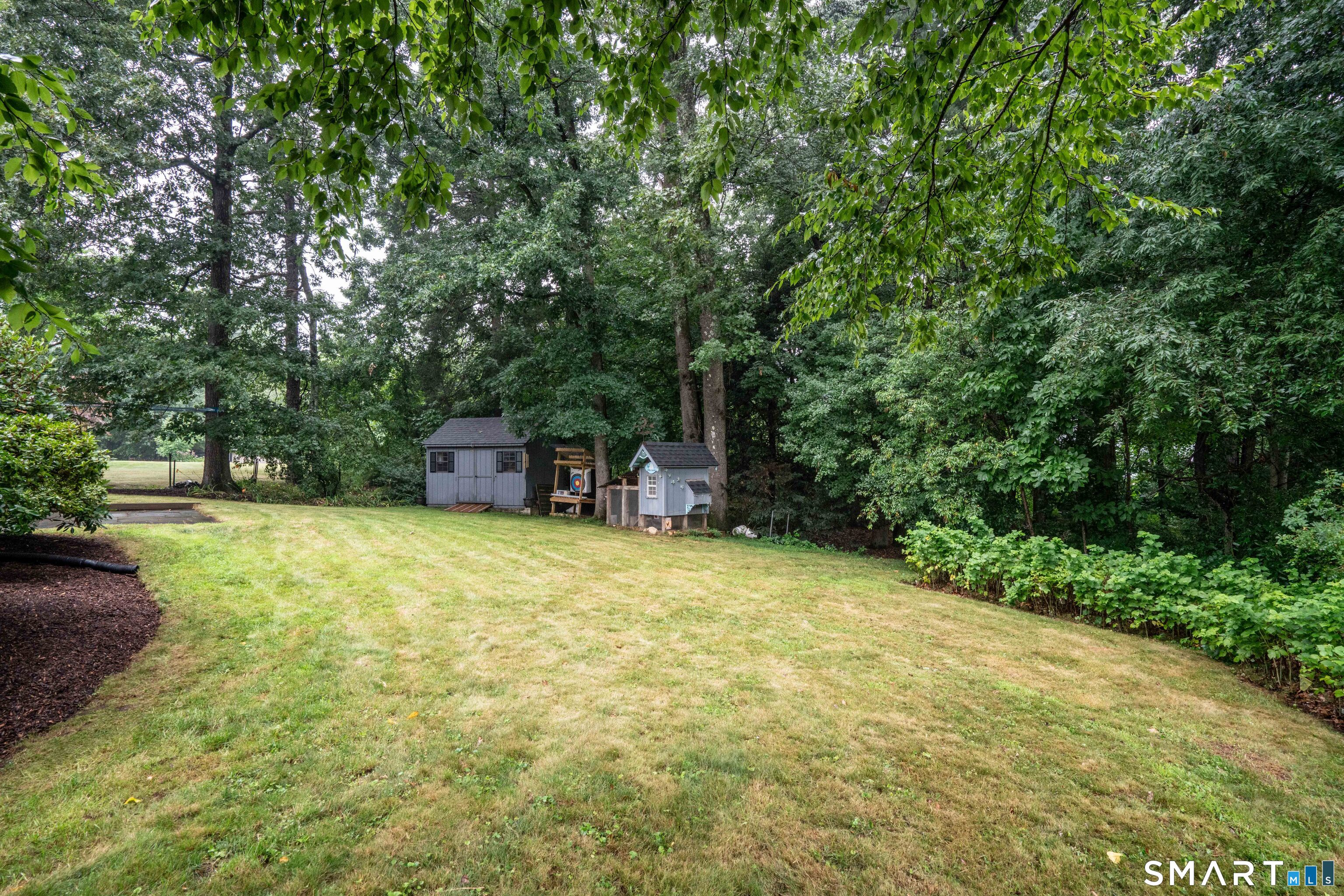 20 Munnisunk Drive Simsbury CT 06070