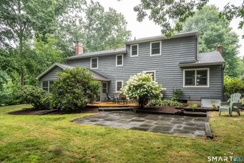 20 Munnisunk Drive Simsbury CT 06070