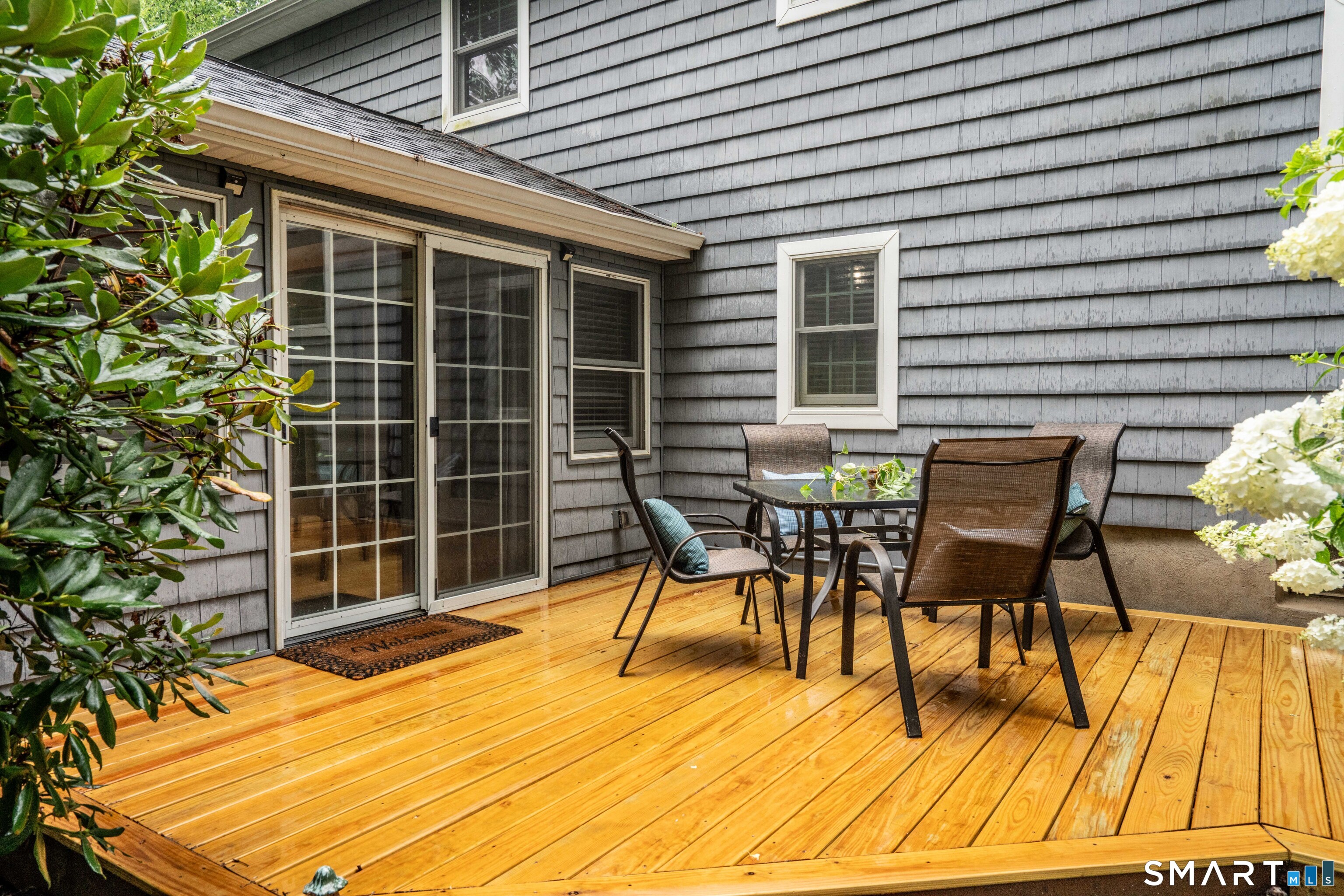 20 Munnisunk Drive Simsbury CT 06070