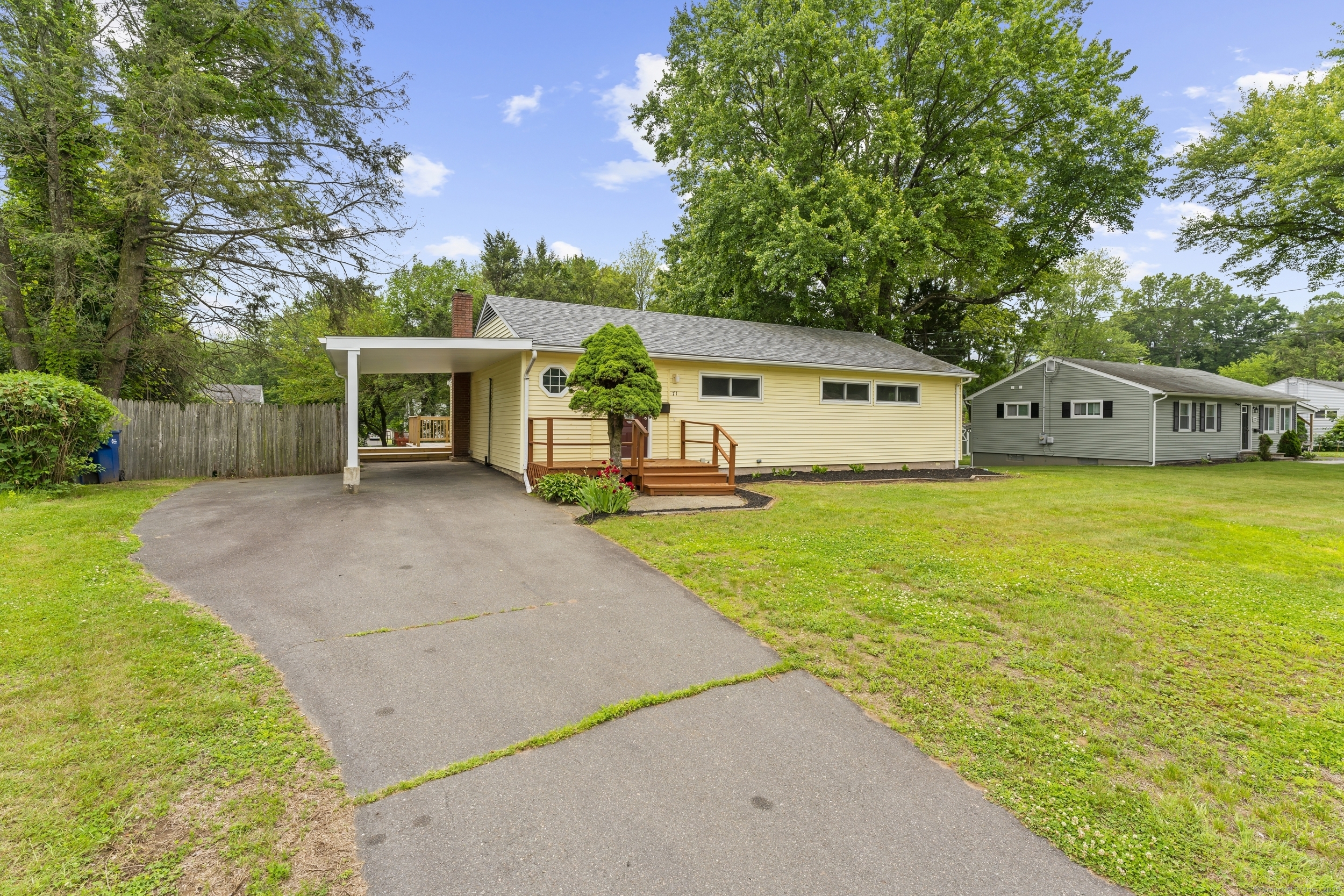 71 Green Manor Avenue Windsor CT 06095