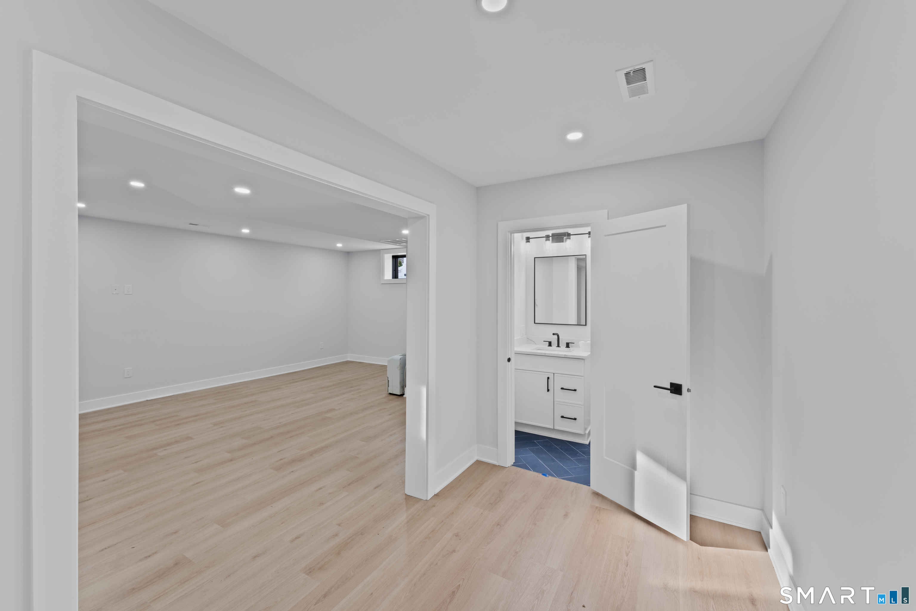 32 Hale Street Westport CT 06880