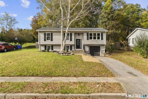 84 Dartmouth Drive Groton CT 06355