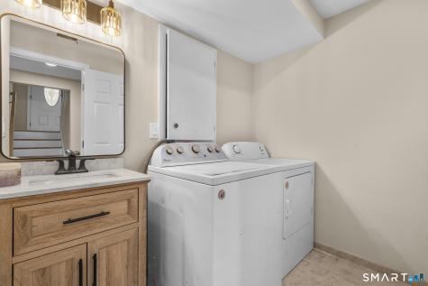 84 Dartmouth Drive Groton CT 06355