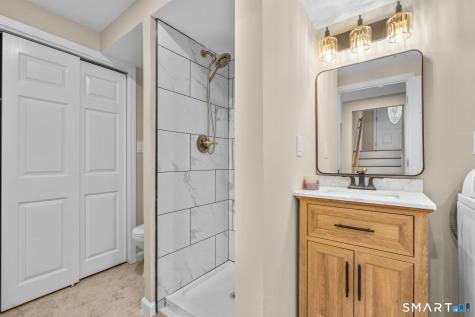 84 Dartmouth Drive Groton CT 06355