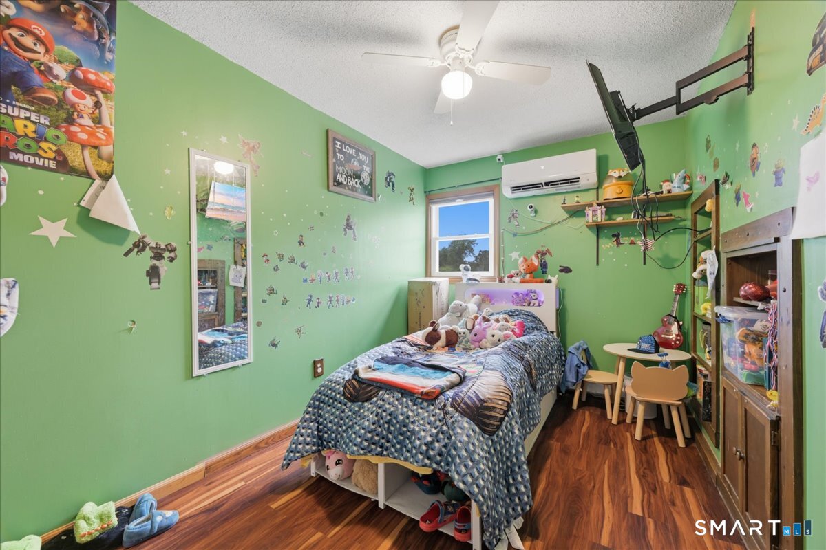 38 Cedar Lane Norwich CT 06360