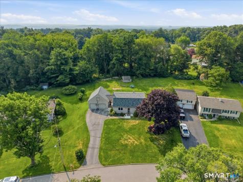 38 Cedar Lane Norwich CT 06360