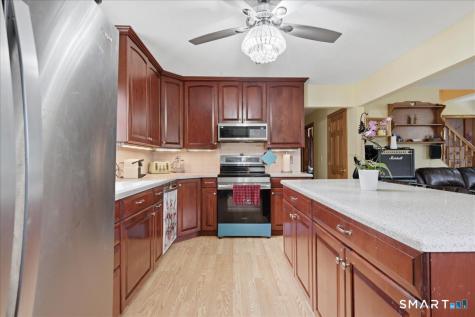 38 Cedar Lane Norwich CT 06360