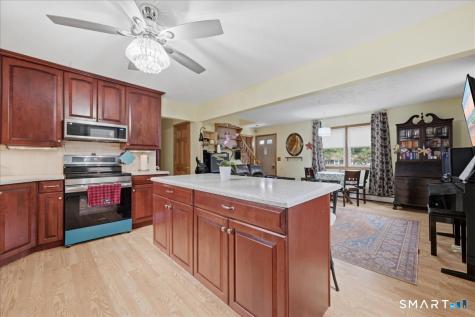 38 Cedar Lane Norwich CT 06360
