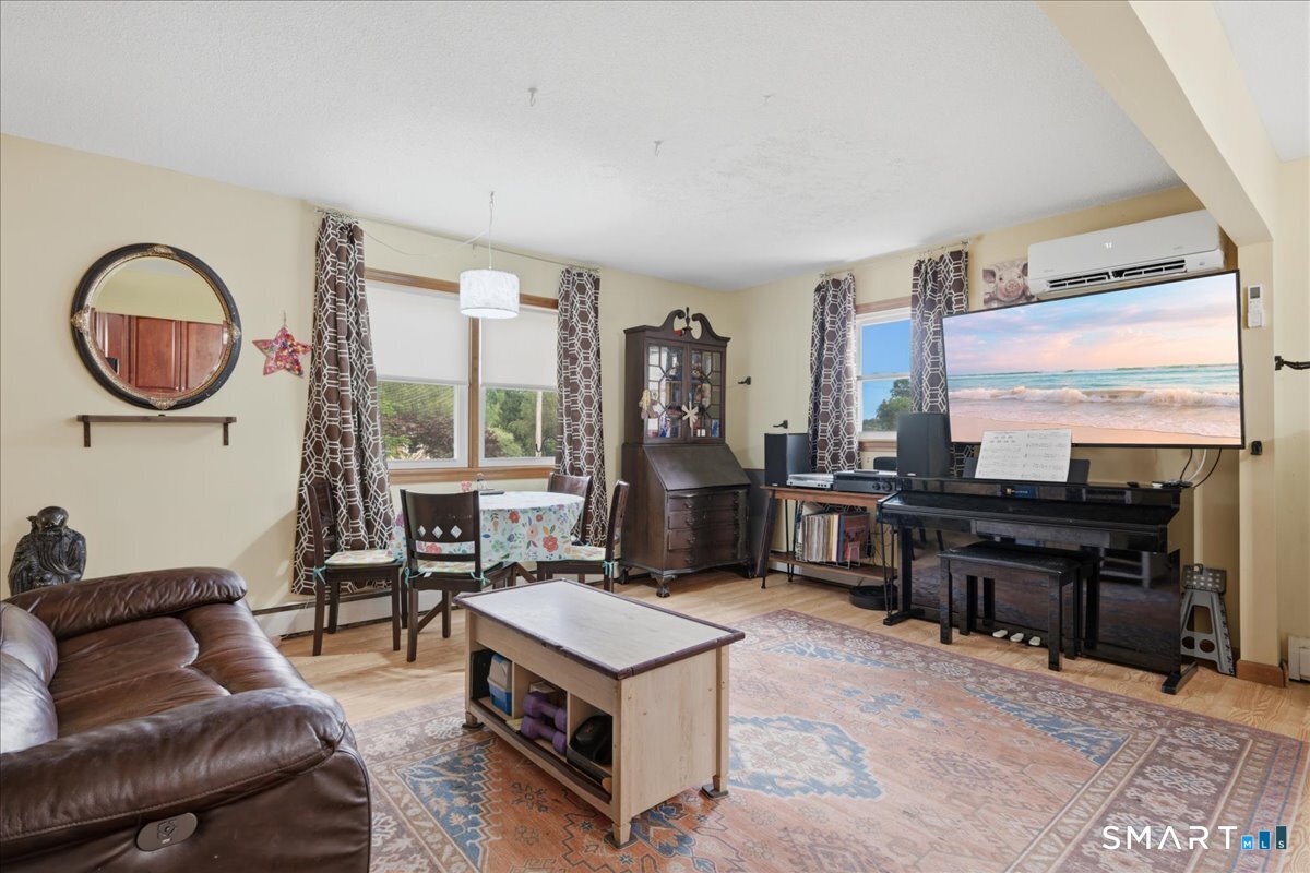38 Cedar Lane Norwich CT 06360