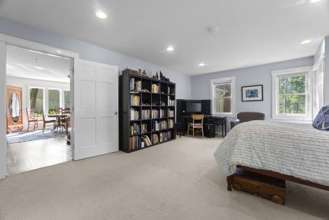 10 Lakeview Terrace Newtown CT 06482