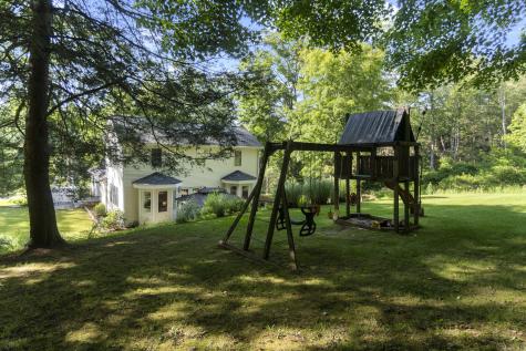 10 Lakeview Terrace Newtown CT 06482