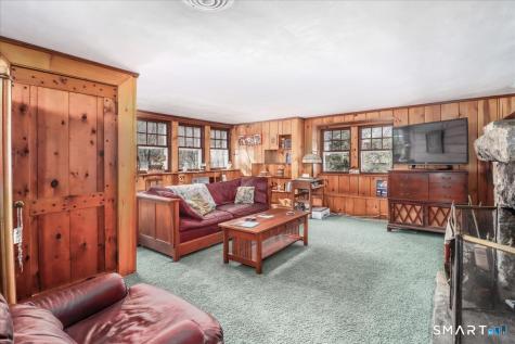 363 State Route 37 New Fairfield CT 06812