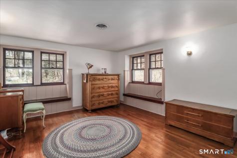 363 State Route 37 New Fairfield CT 06812