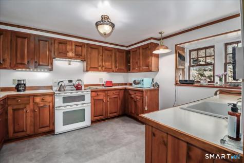363 State Route 37 New Fairfield CT 06812