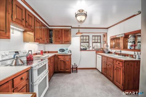 363 State Route 37 New Fairfield CT 06812