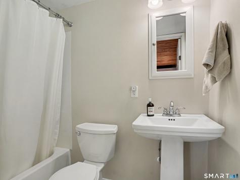 252 Bennetts Farm Road Ridgefield CT 06877