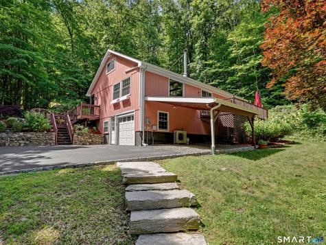 252 Bennetts Farm Road Ridgefield CT 06877