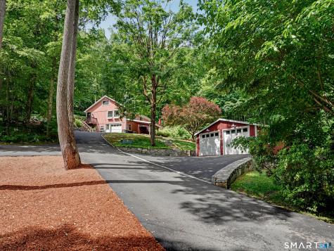 252 Bennetts Farm Road Ridgefield CT 06877
