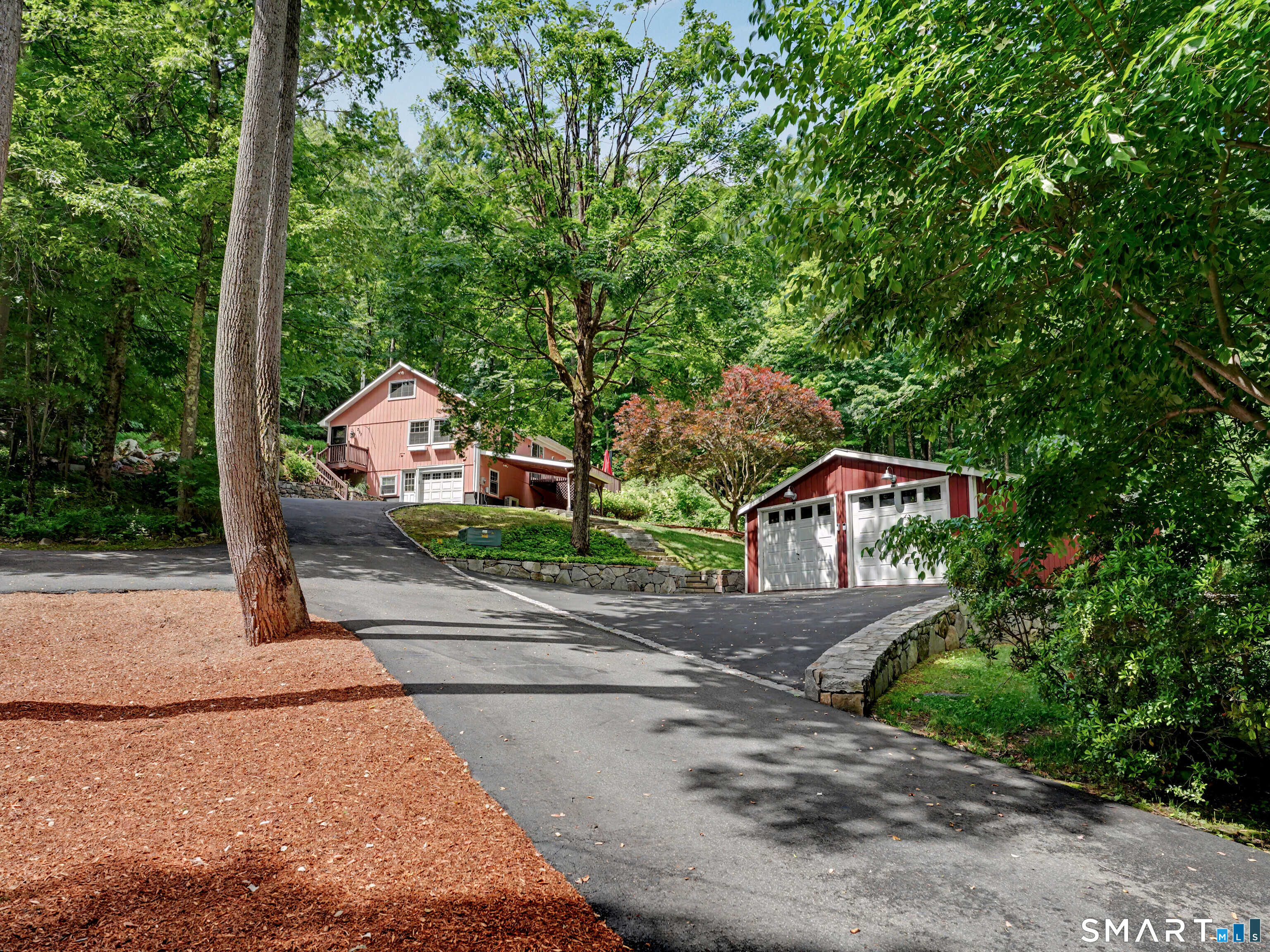 252 Bennetts Farm Road Ridgefield CT 06877