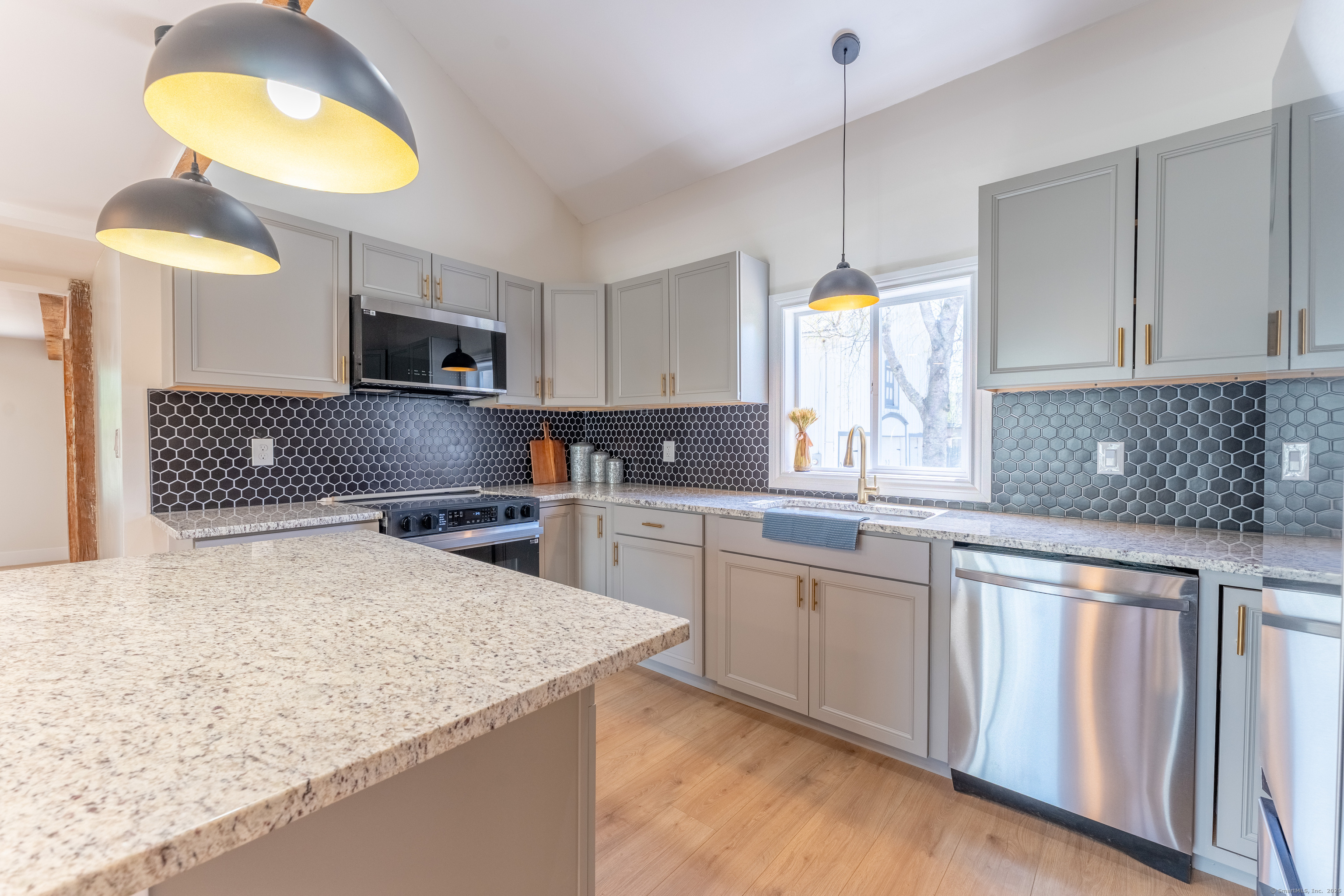 369 Thompson Road Thompson CT 06277
