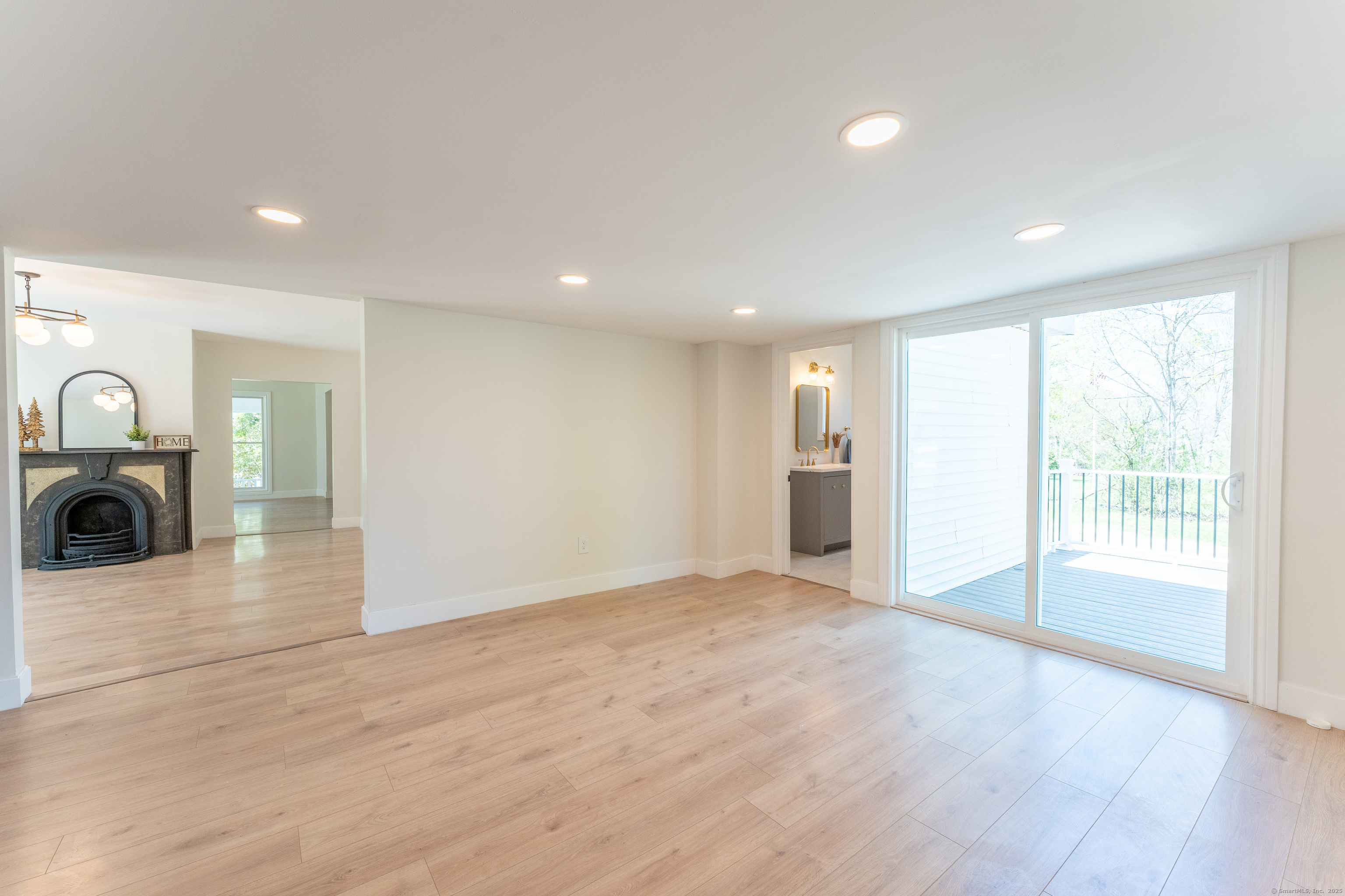 369 Thompson Road Thompson CT 06277