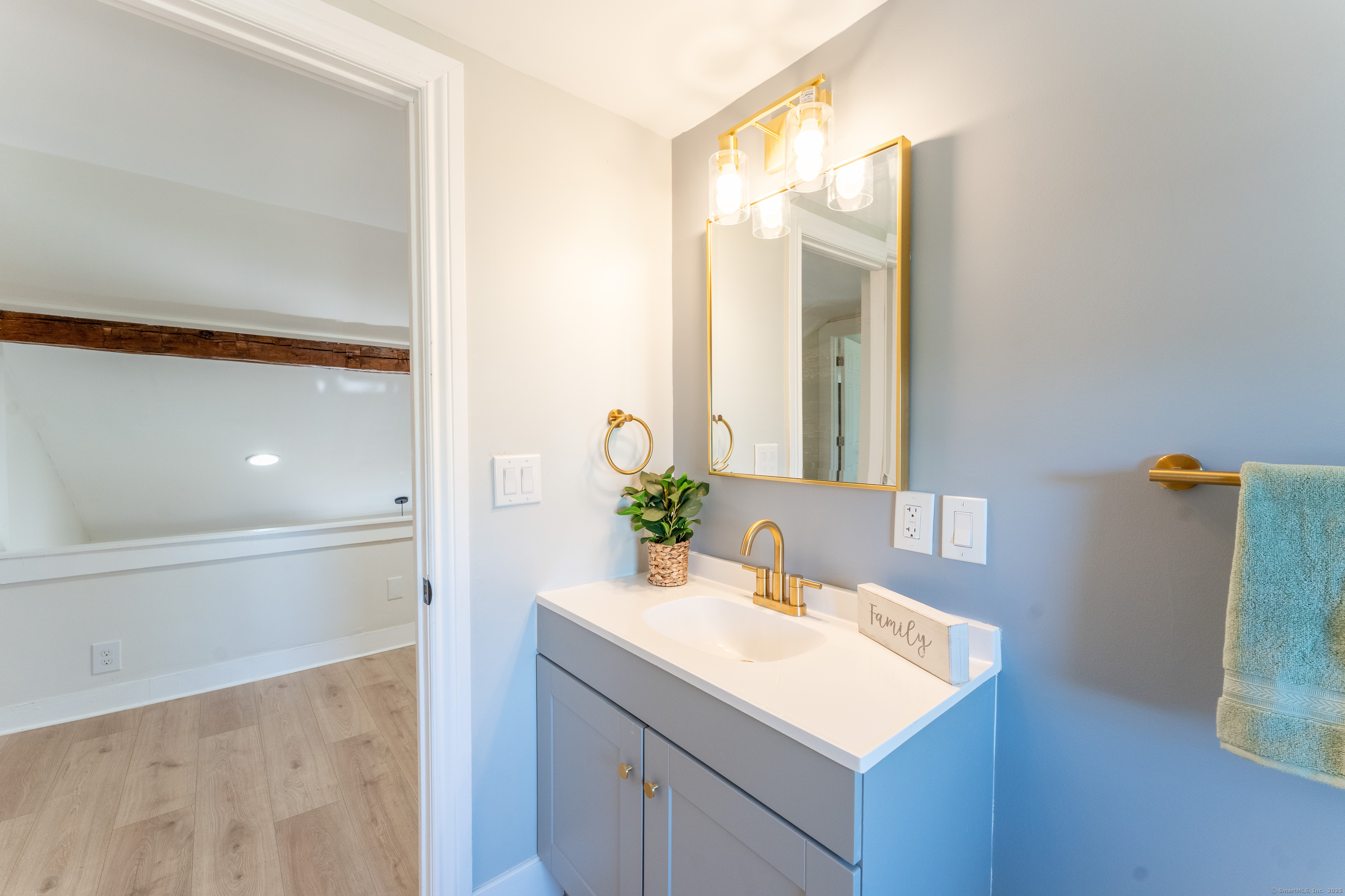 369 Thompson Road Thompson CT 06277