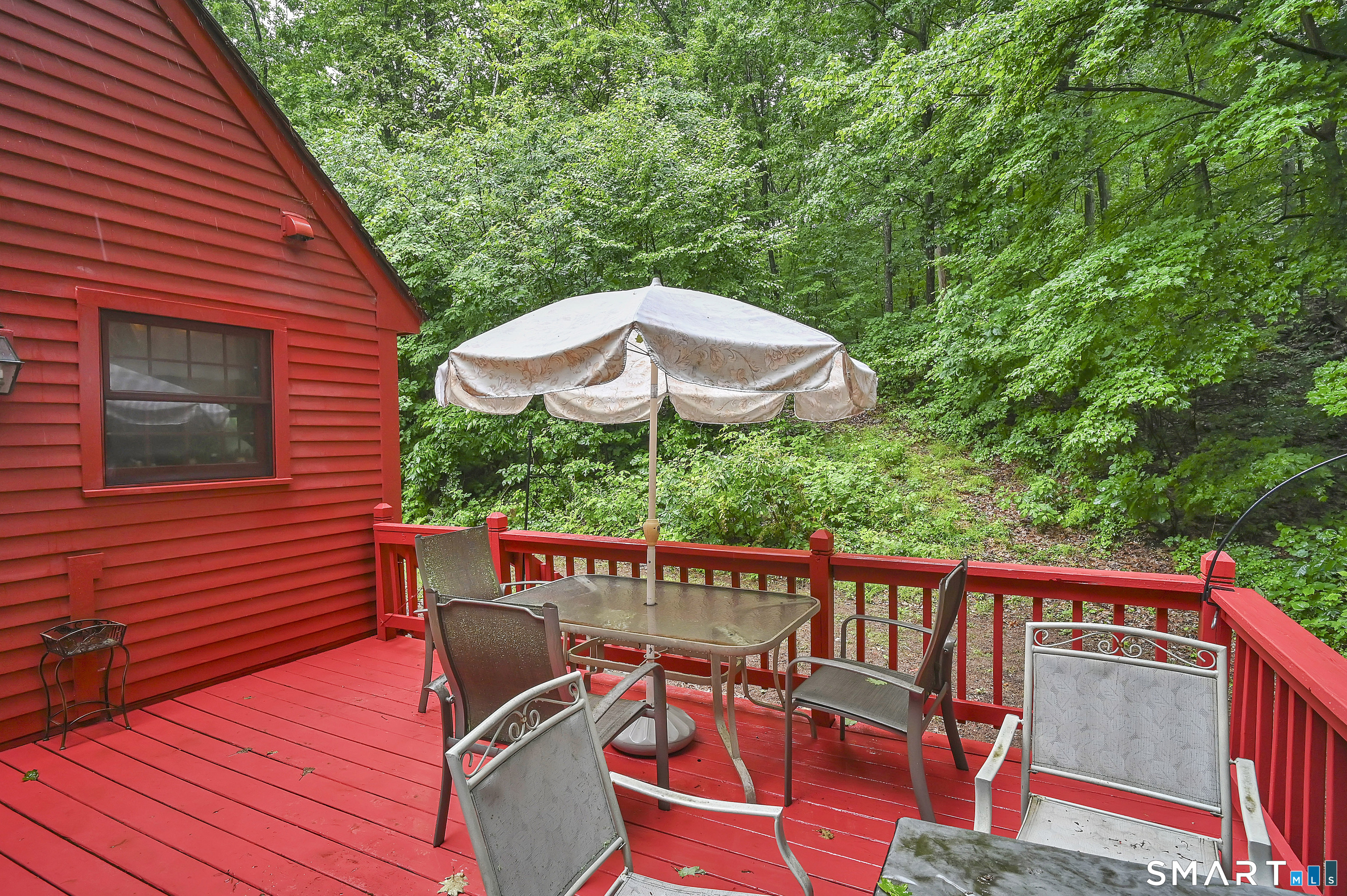 27 Snipsic Lake Road Ellington CT 06029