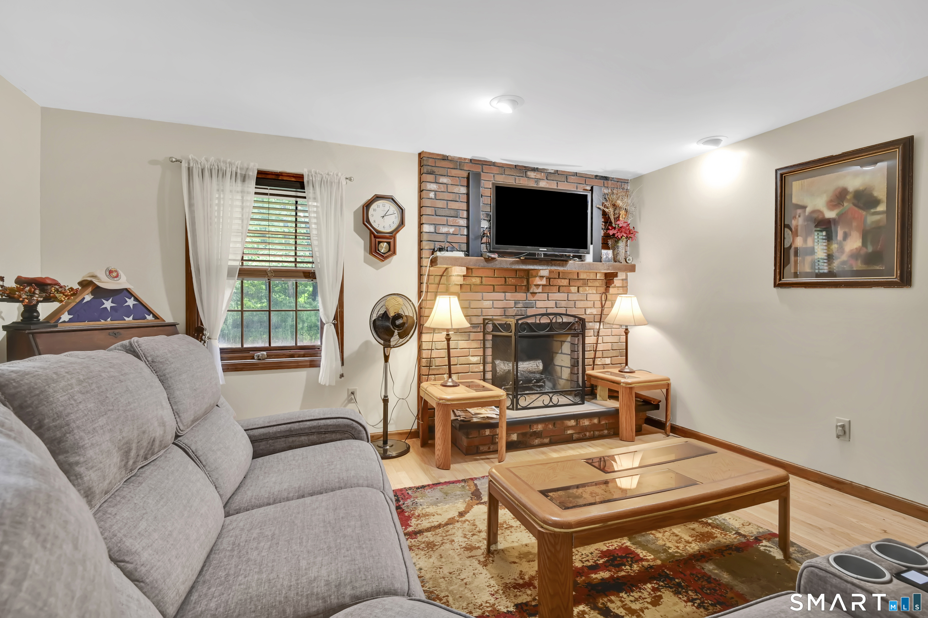 27 Snipsic Lake Road Ellington CT 06029