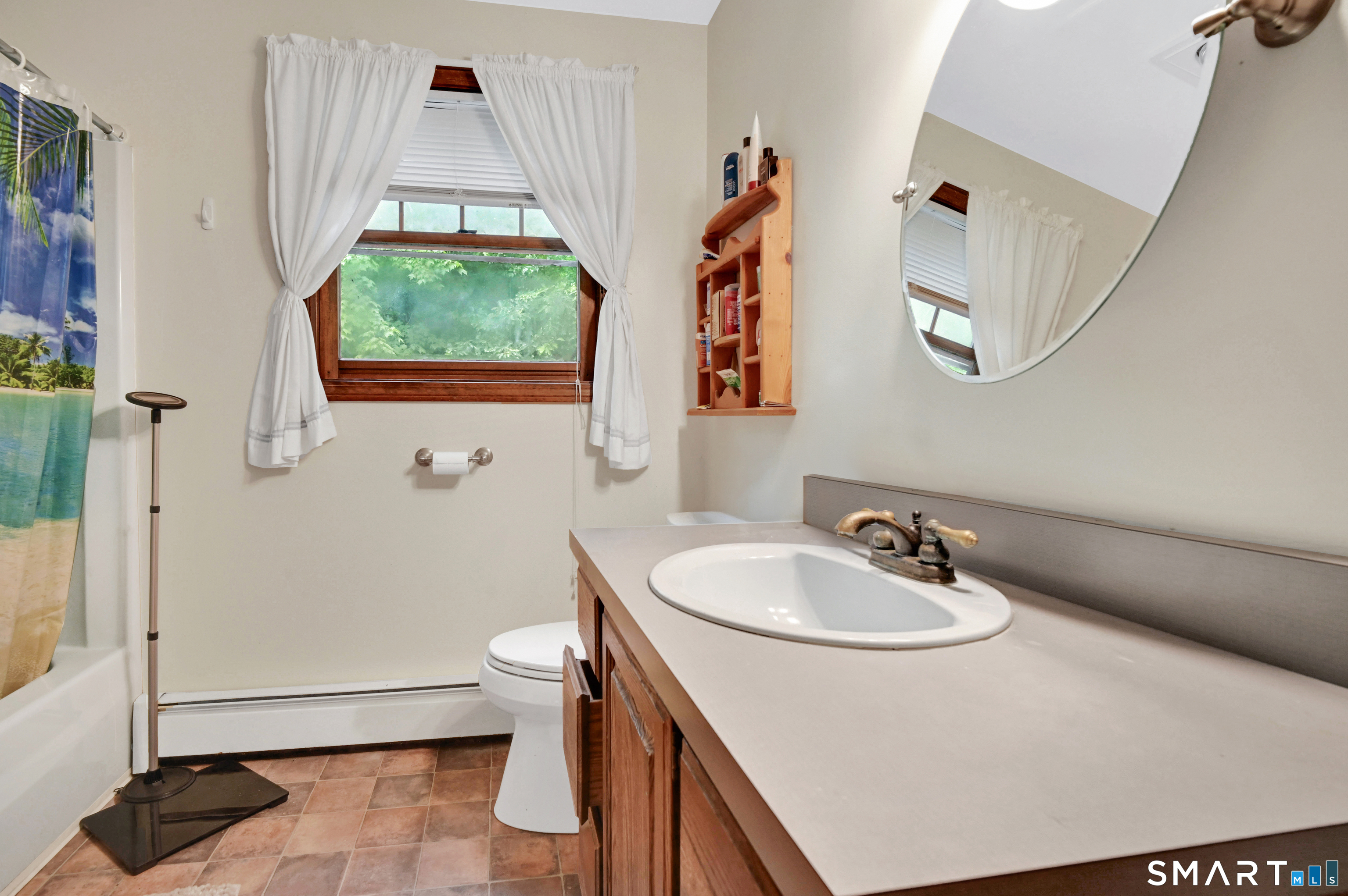 27 Snipsic Lake Road Ellington CT 06029