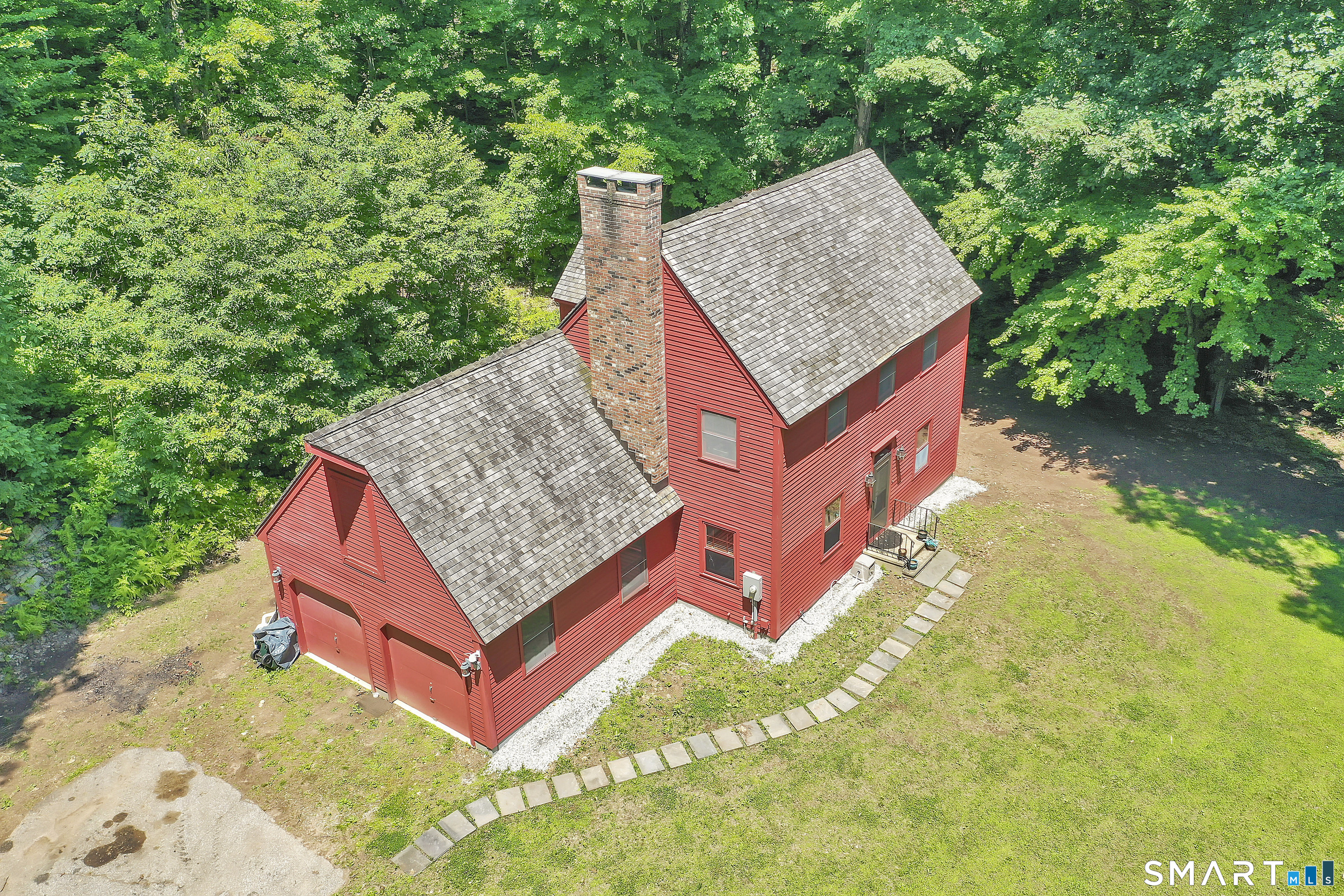 27 Snipsic Lake Road Ellington CT 06029