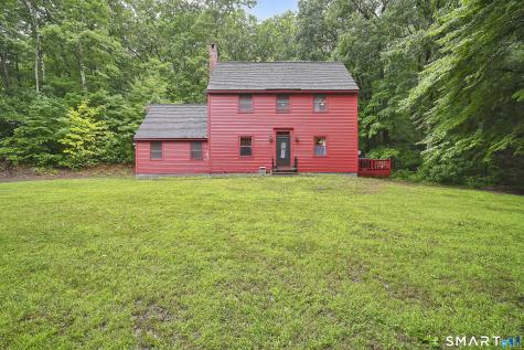 27 Snipsic Lake Road Ellington CT 06029