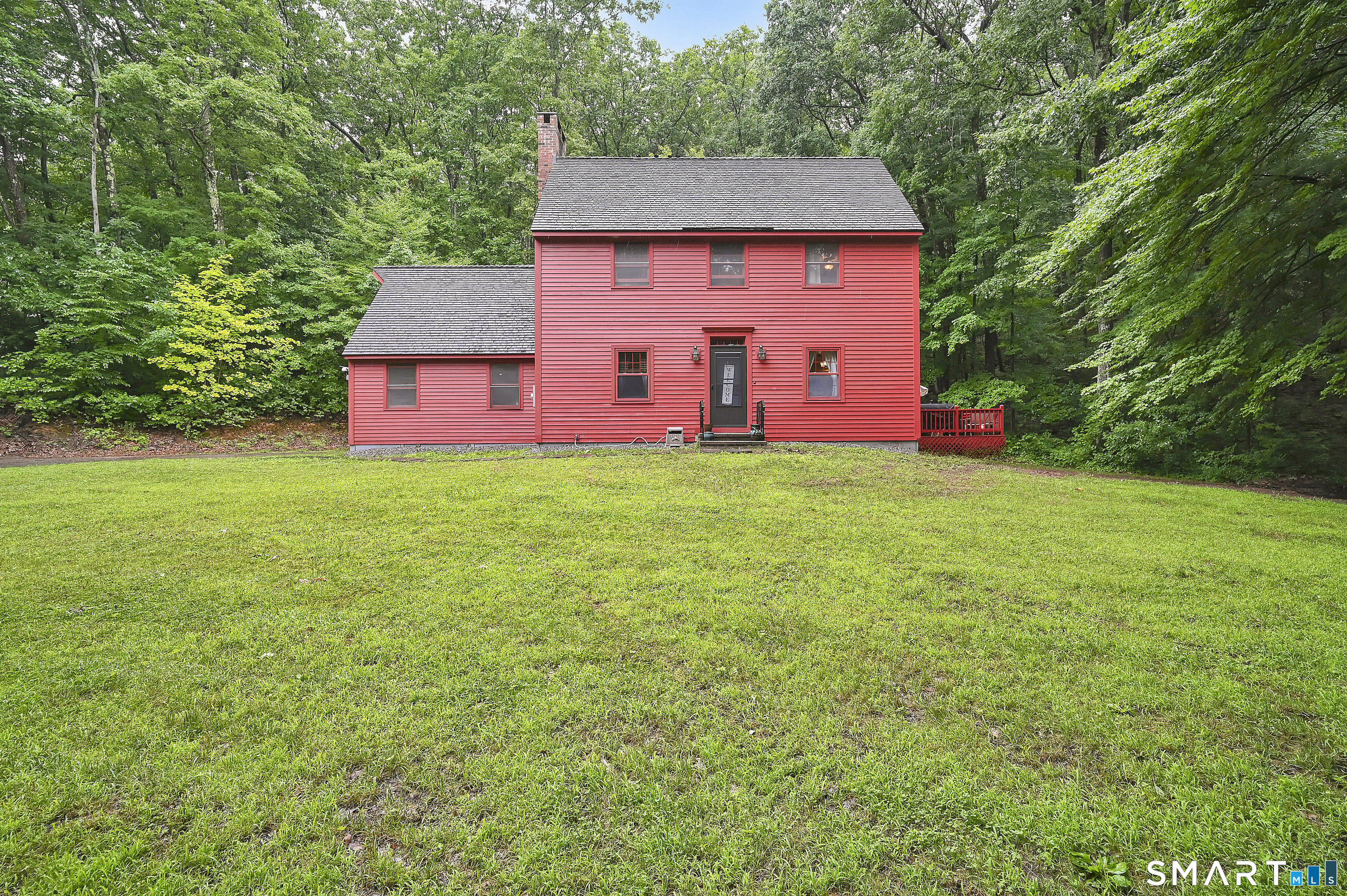 27 Snipsic Lake Road Ellington CT 06029