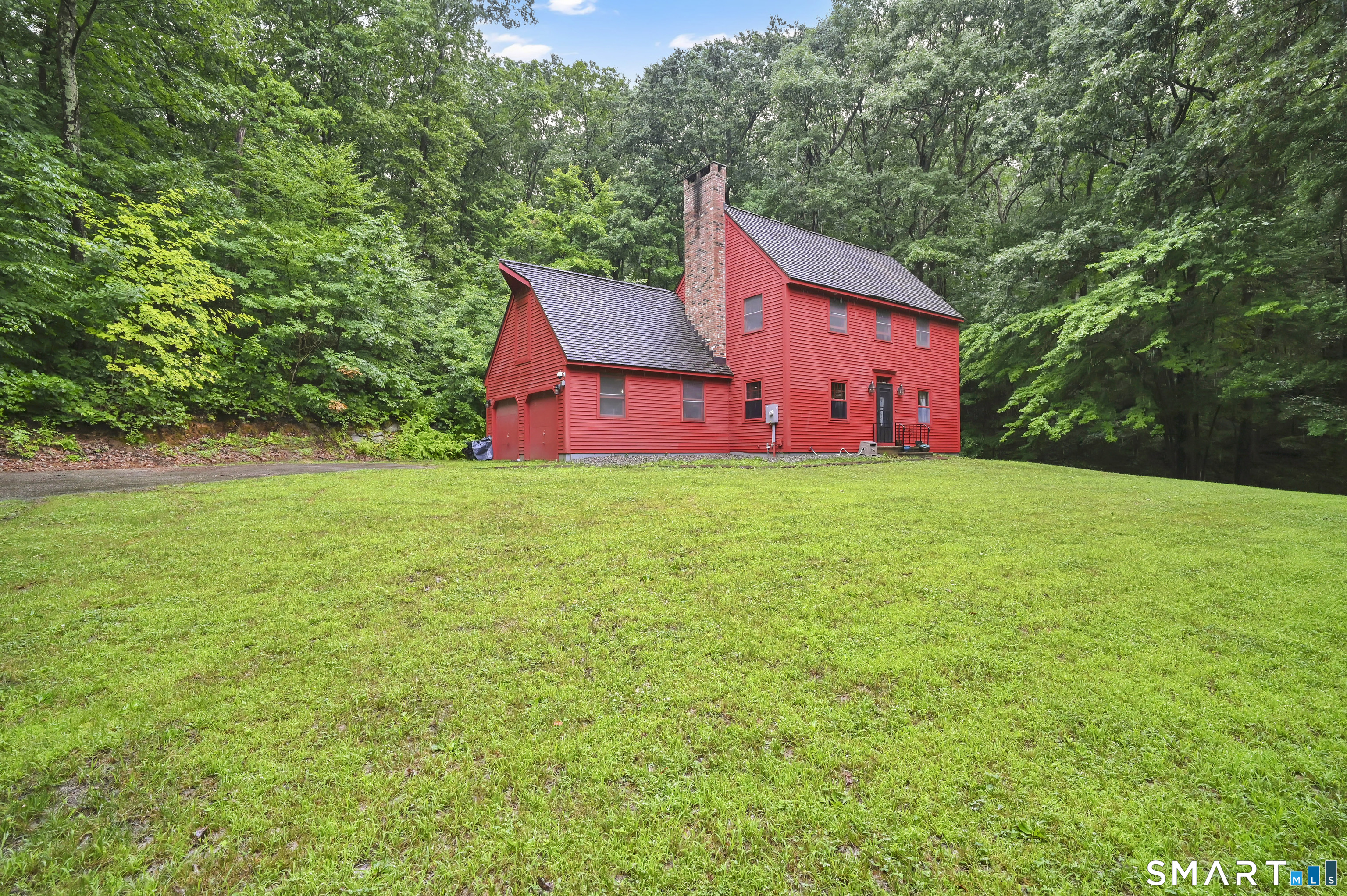 27 Snipsic Lake Road Ellington CT 06029